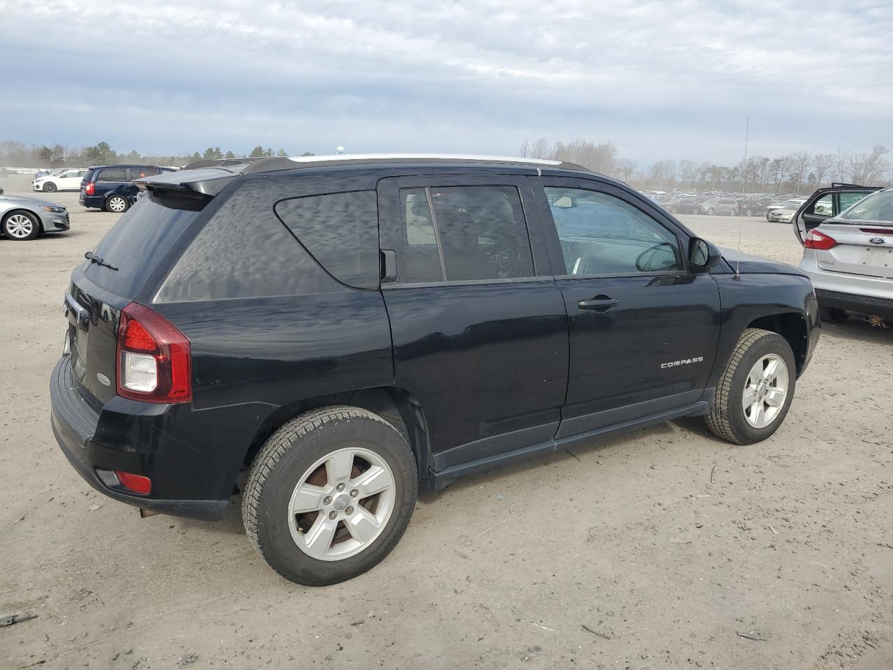 2016 Jeep Compass - Image 3