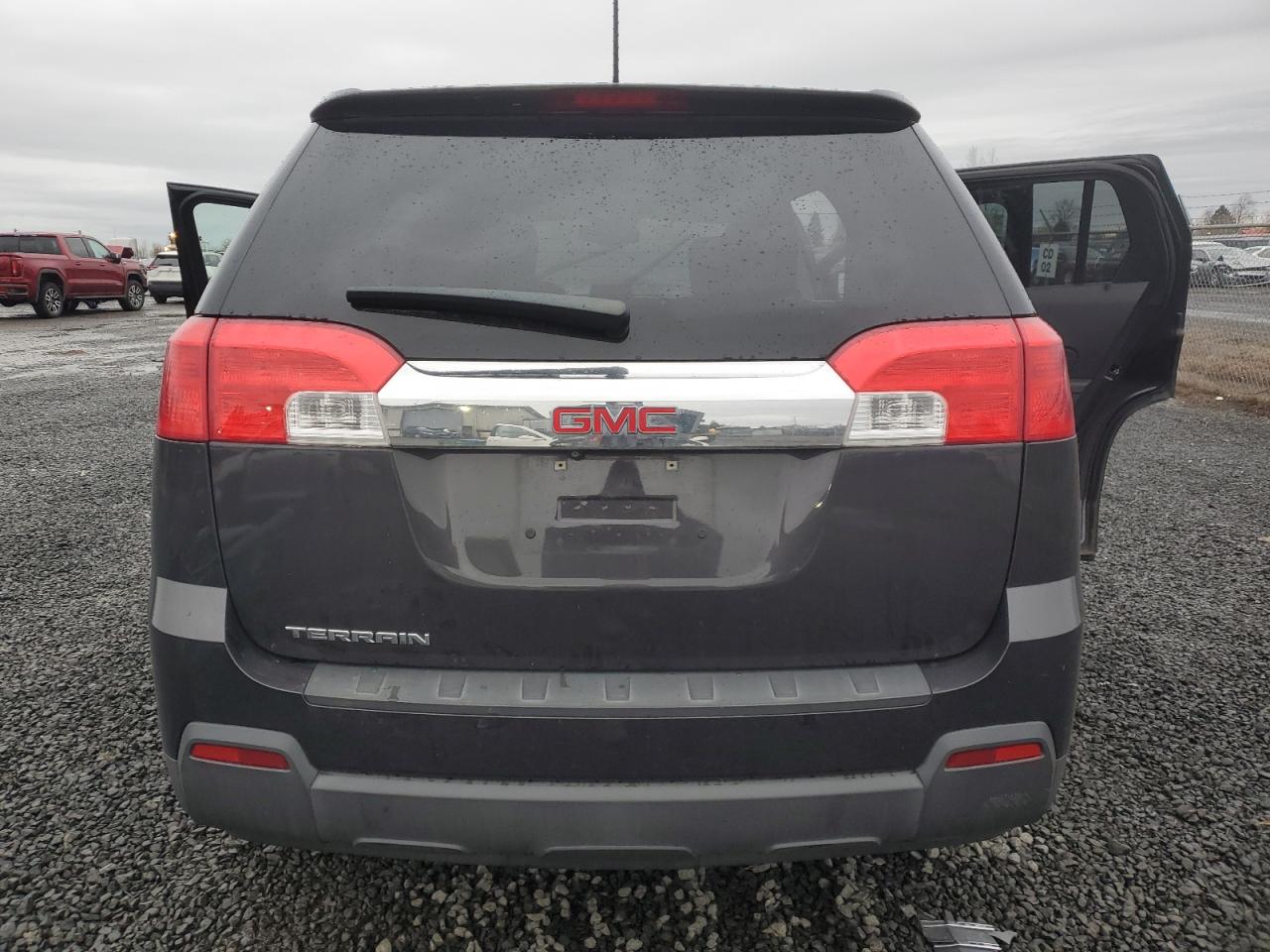 2015 GMC Terrain - Image 6