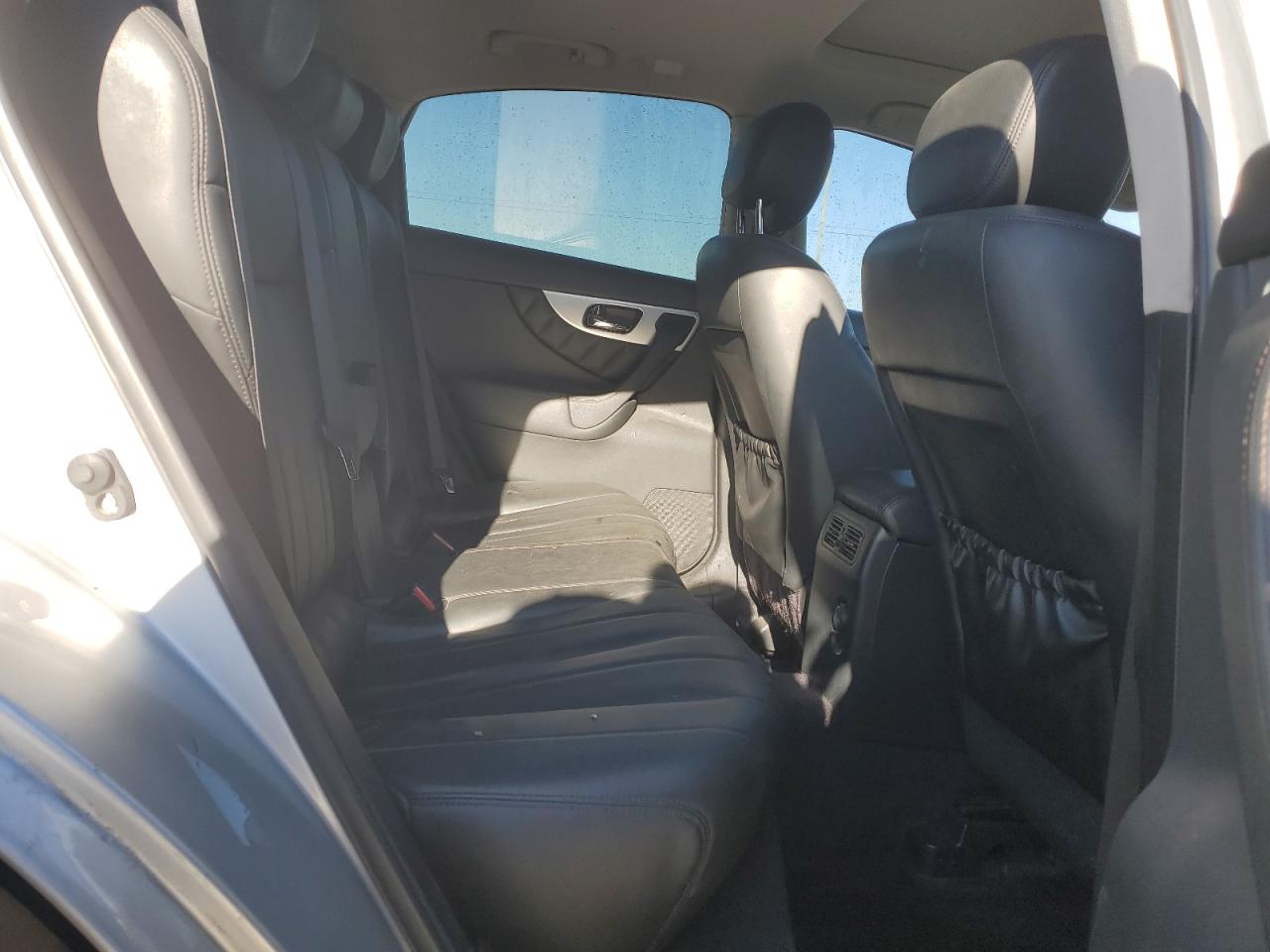 2012 Infiniti FX - Image 11
