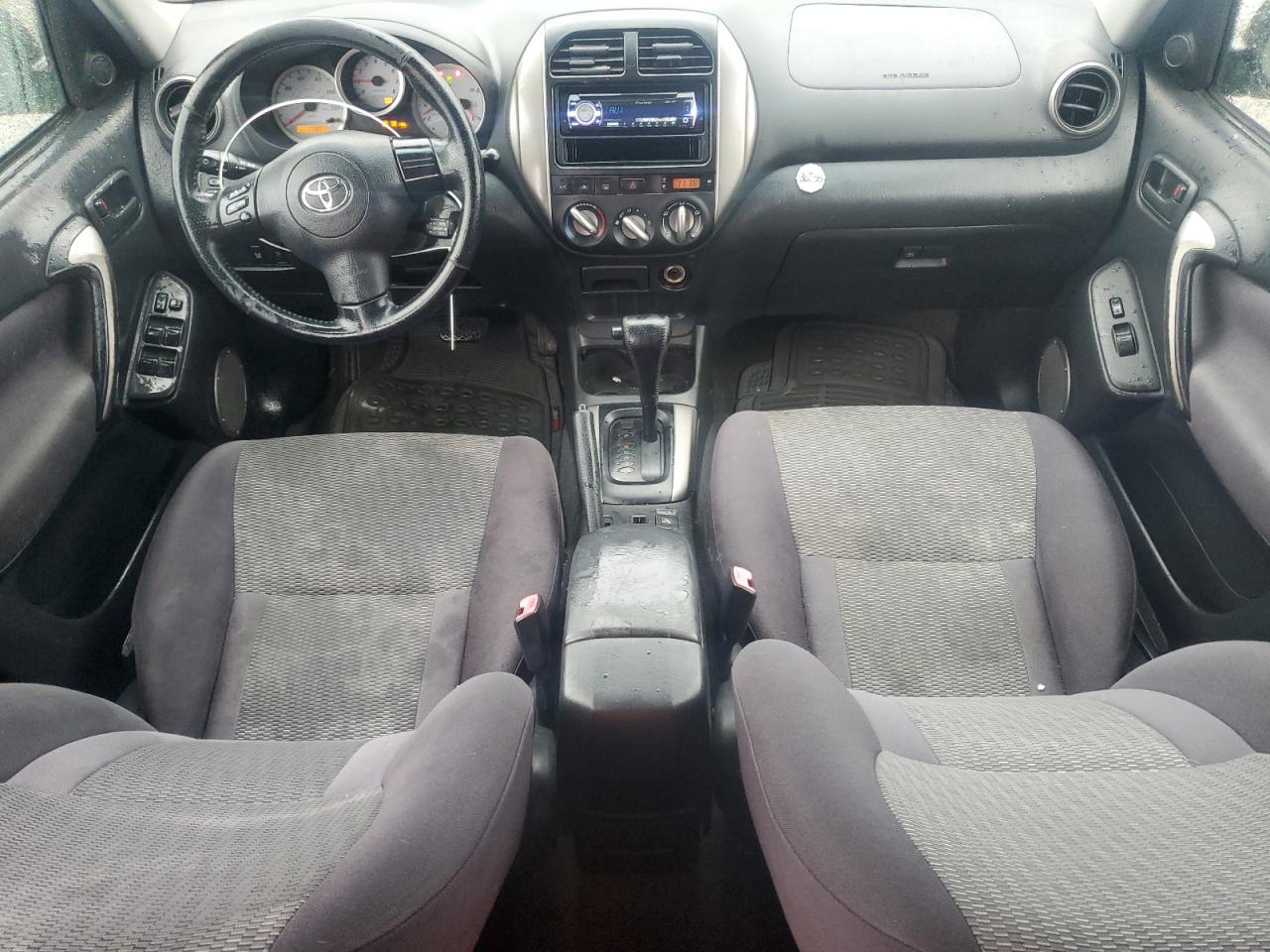 2004 Toyota RAV 4 - Image 8