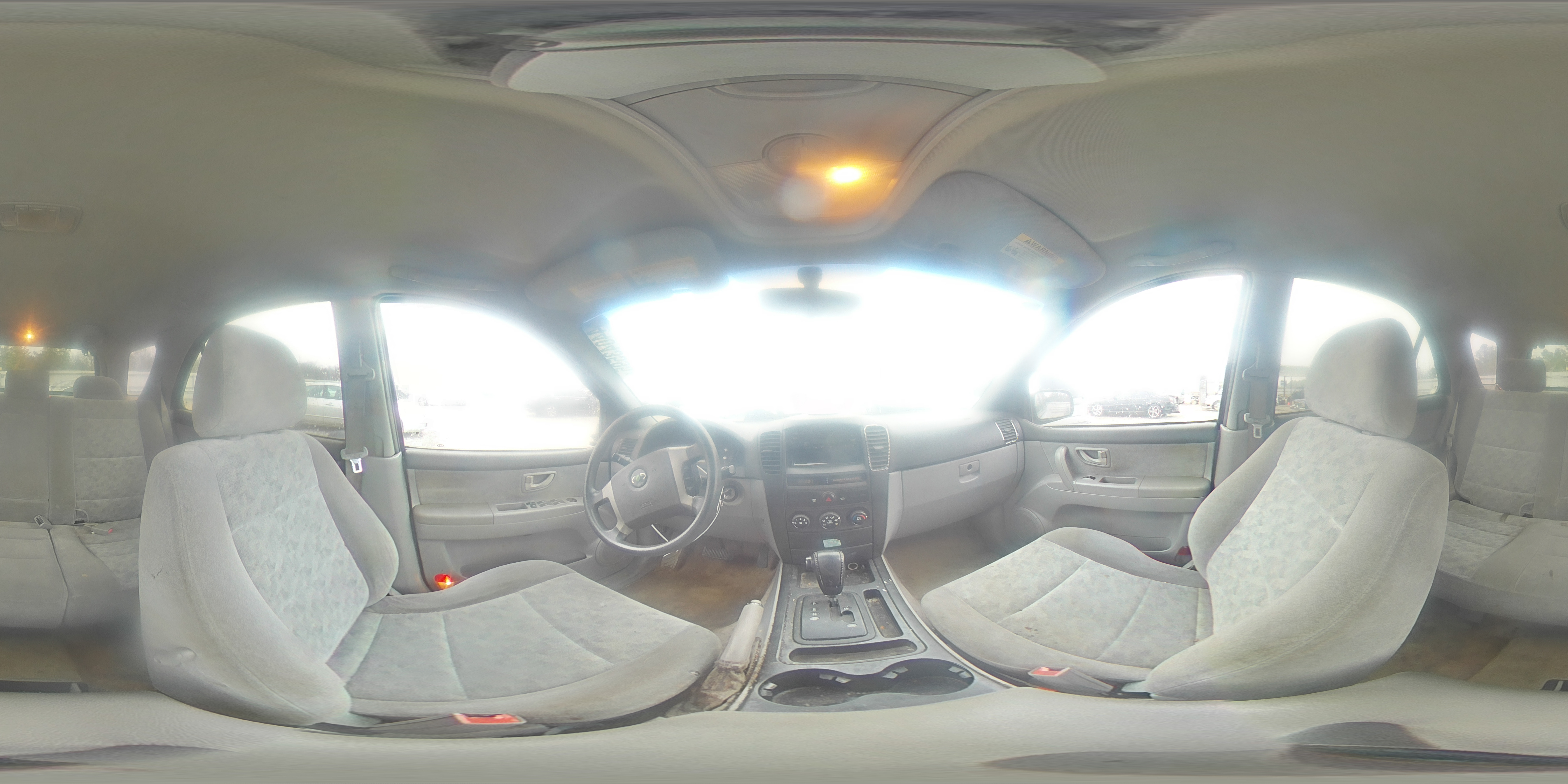 2005 Kia Sorento - Image 14