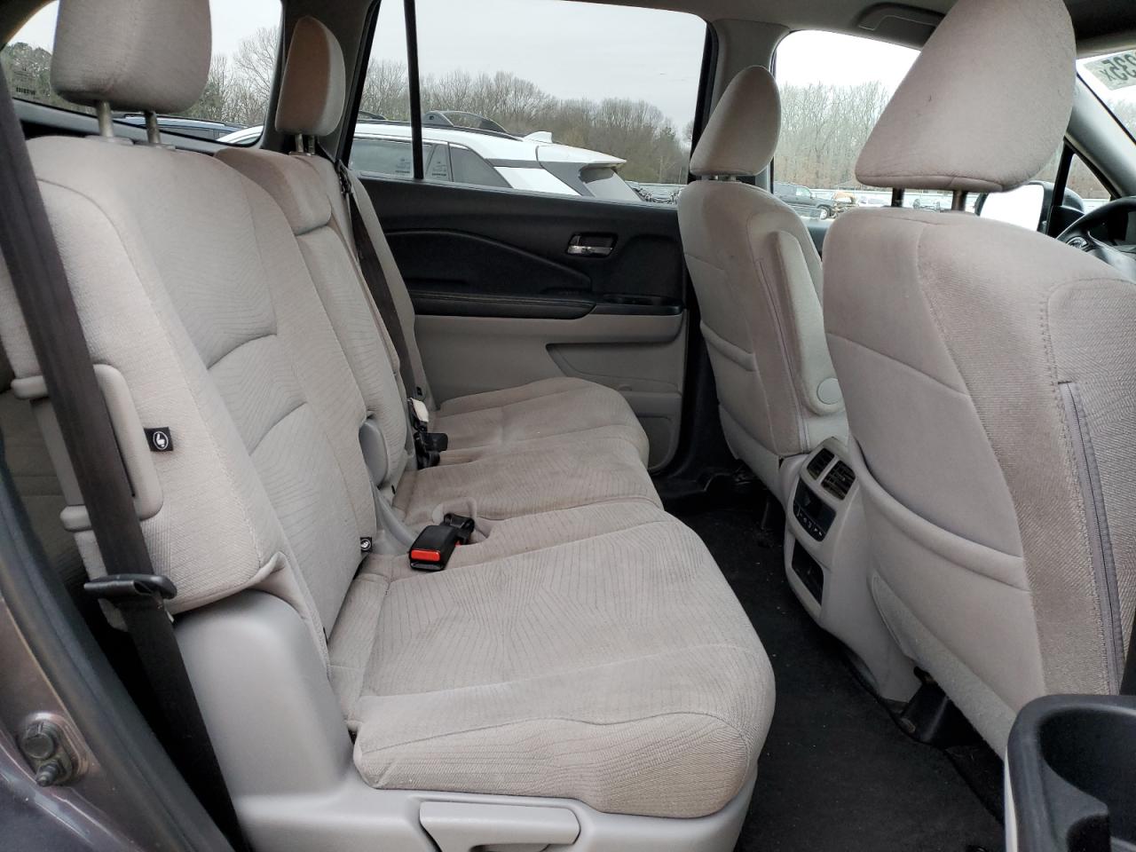 2017 Honda Pilot - Image 11
