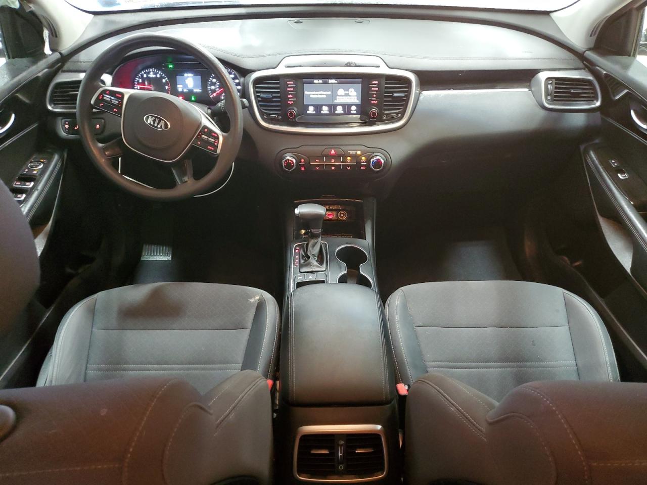 2019 Kia Sorento - Image 8