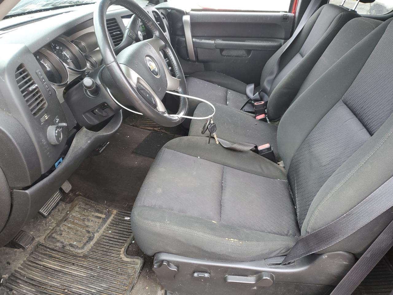 2012 Chevrolet Silverado - Image 7