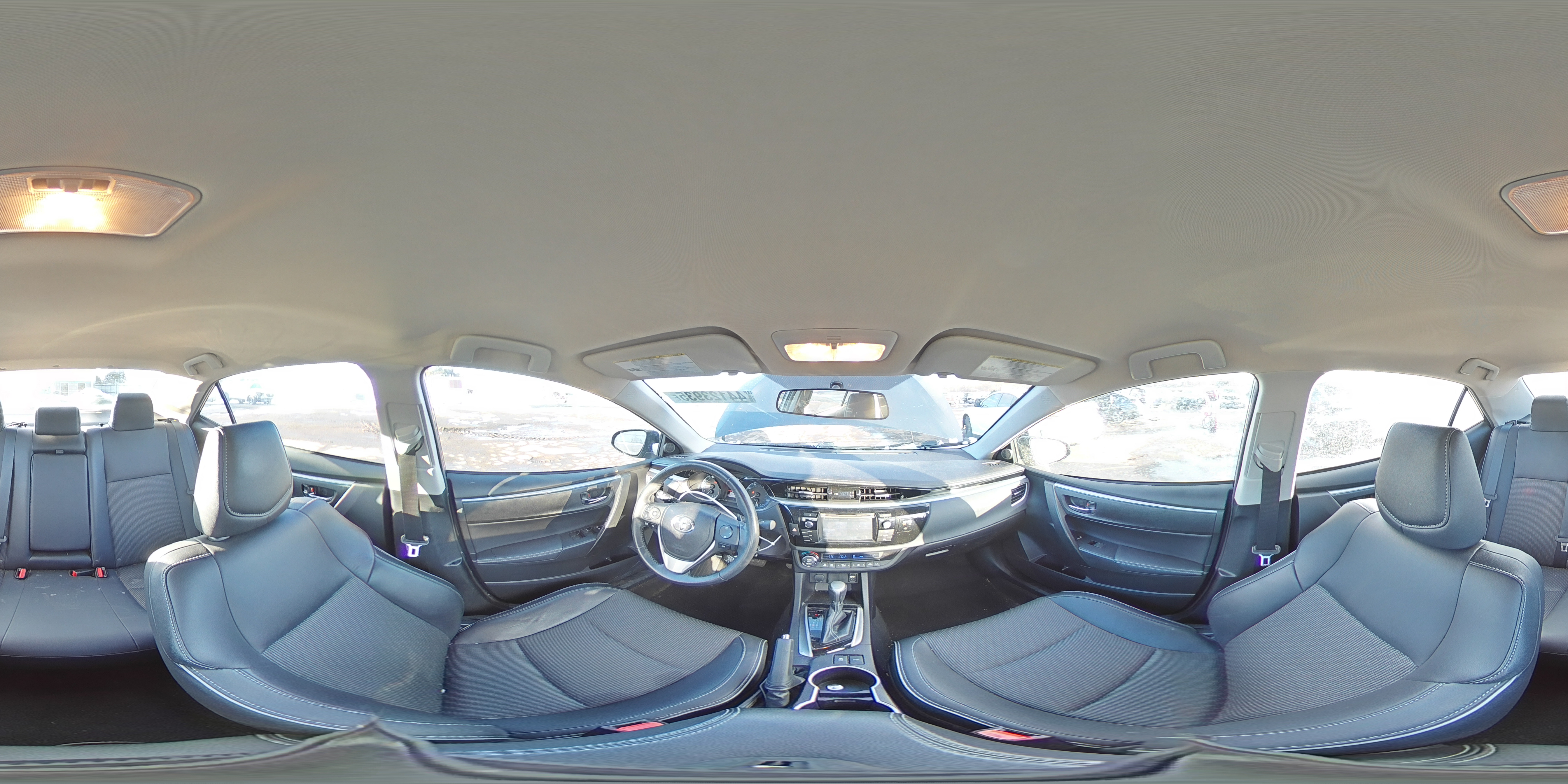 2015 Toyota Corolla - Image 13