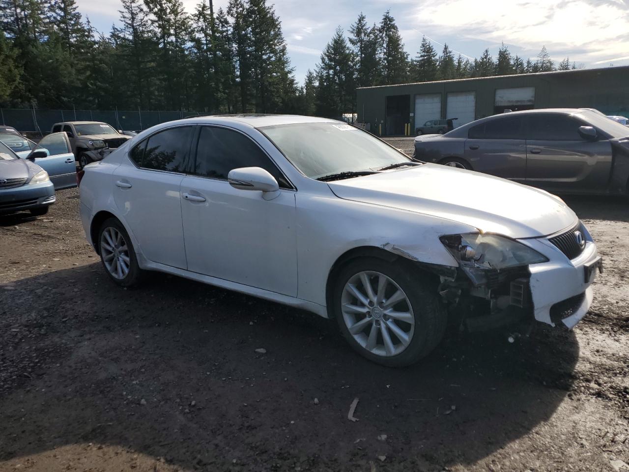 2010 Lexus IS - Image 4