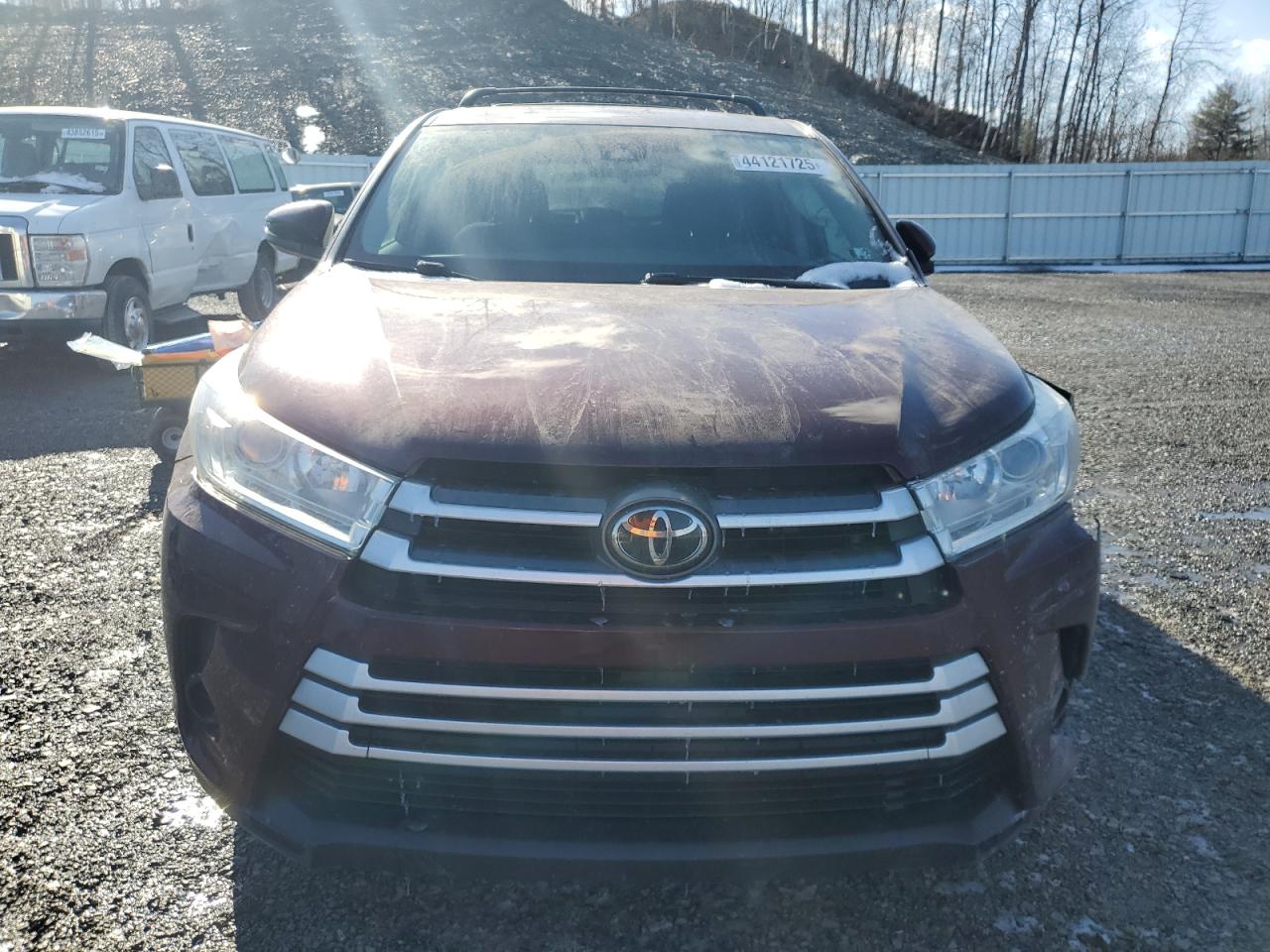 2019 Toyota Highlander - Image 5