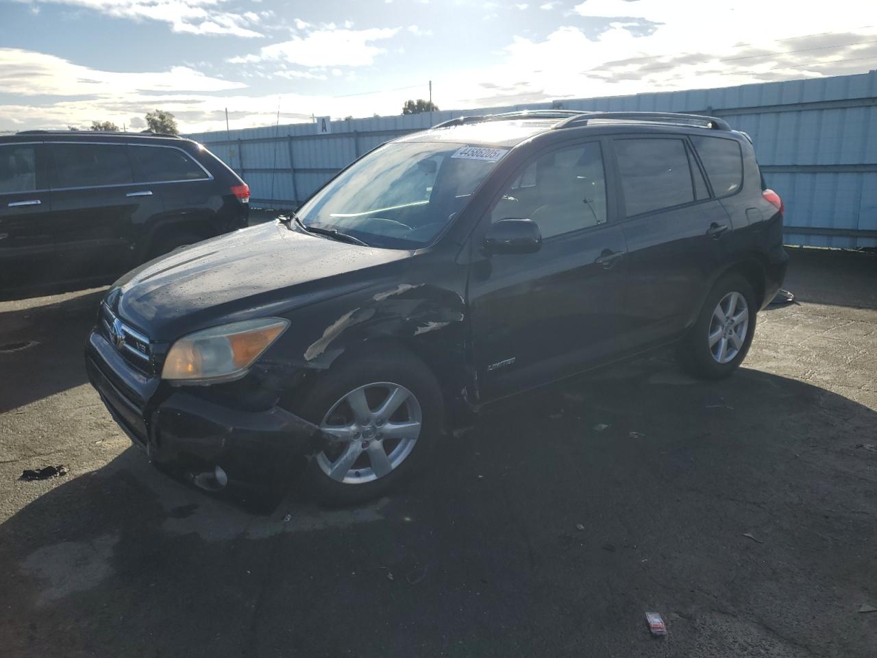 2006 Toyota RAV 4 - Image 1