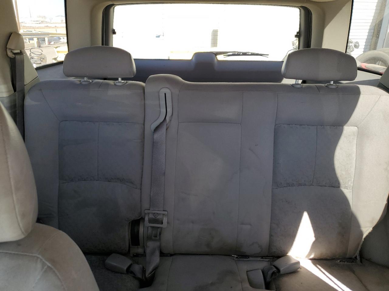2005 Saturn VUE - Image 10