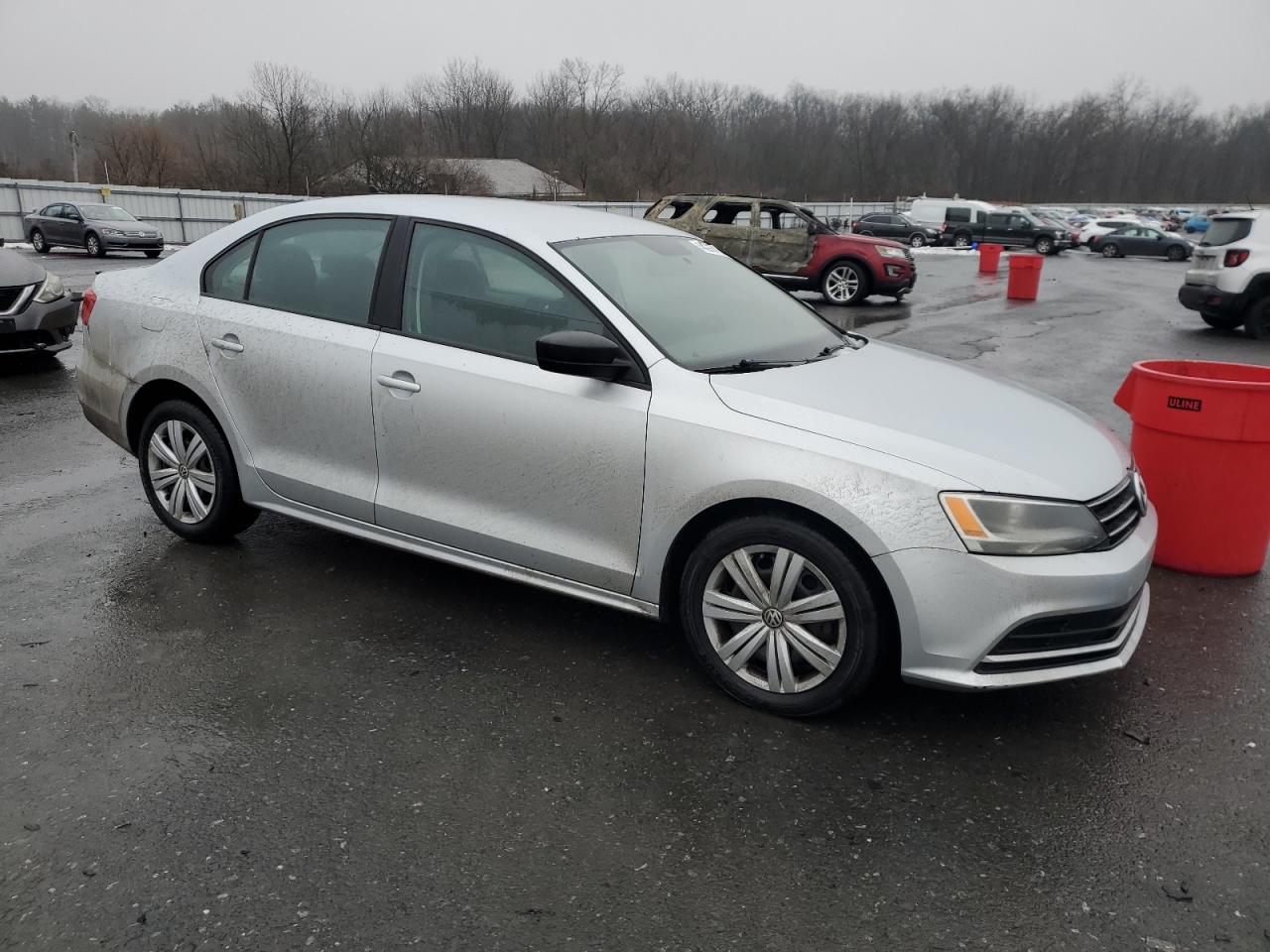 2015 Volkswagen Jetta - Image 4