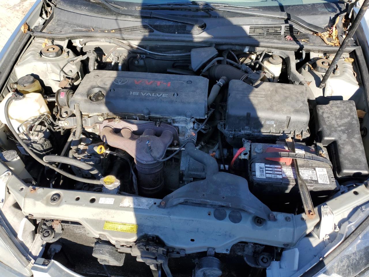 2005 Toyota Camry - Image 11