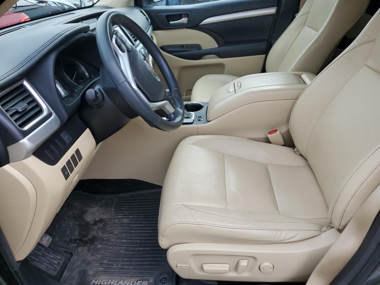 5TDJKRFH0GS313704 TOYOTA HIGHLANDER 2016