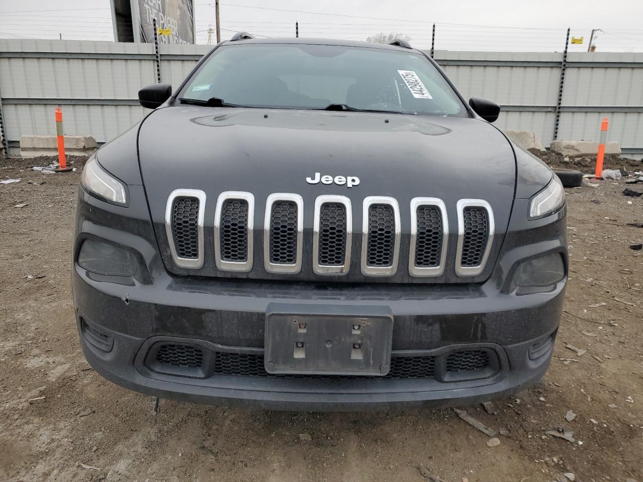 2016 Jeep Grand Cherokee - Image 5