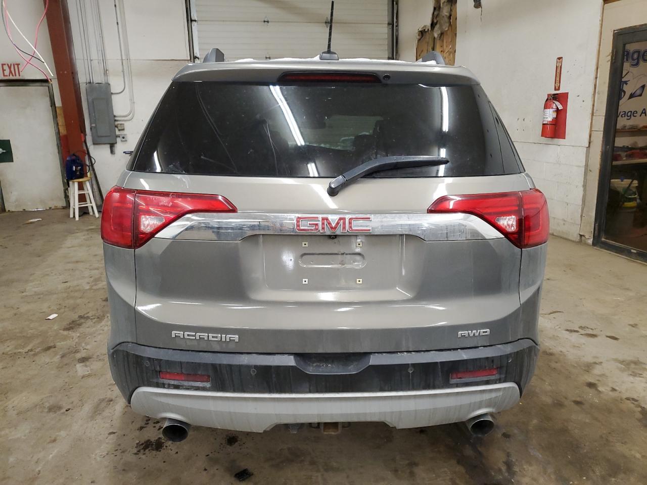 2019 GMC Acadia - Image 6