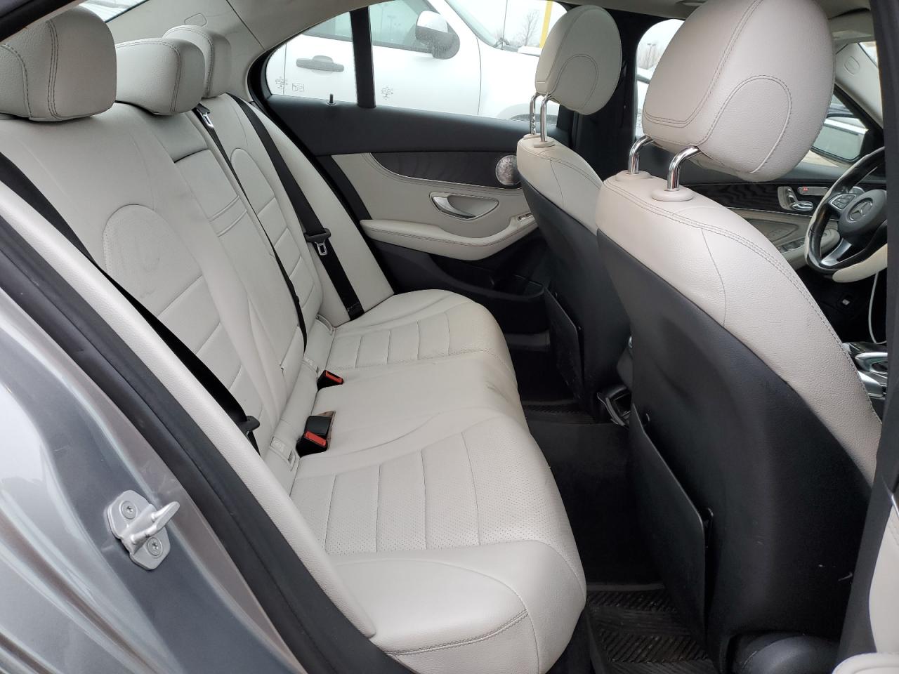 2015 Mercedes-Benz C-klasse - Image 10