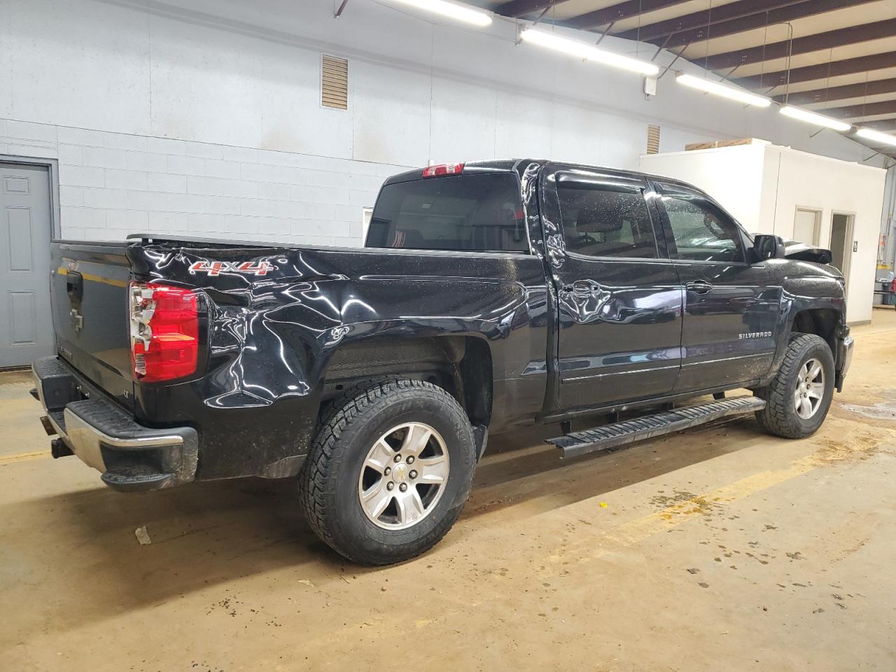 2015 Chevrolet Silverado - Image 3