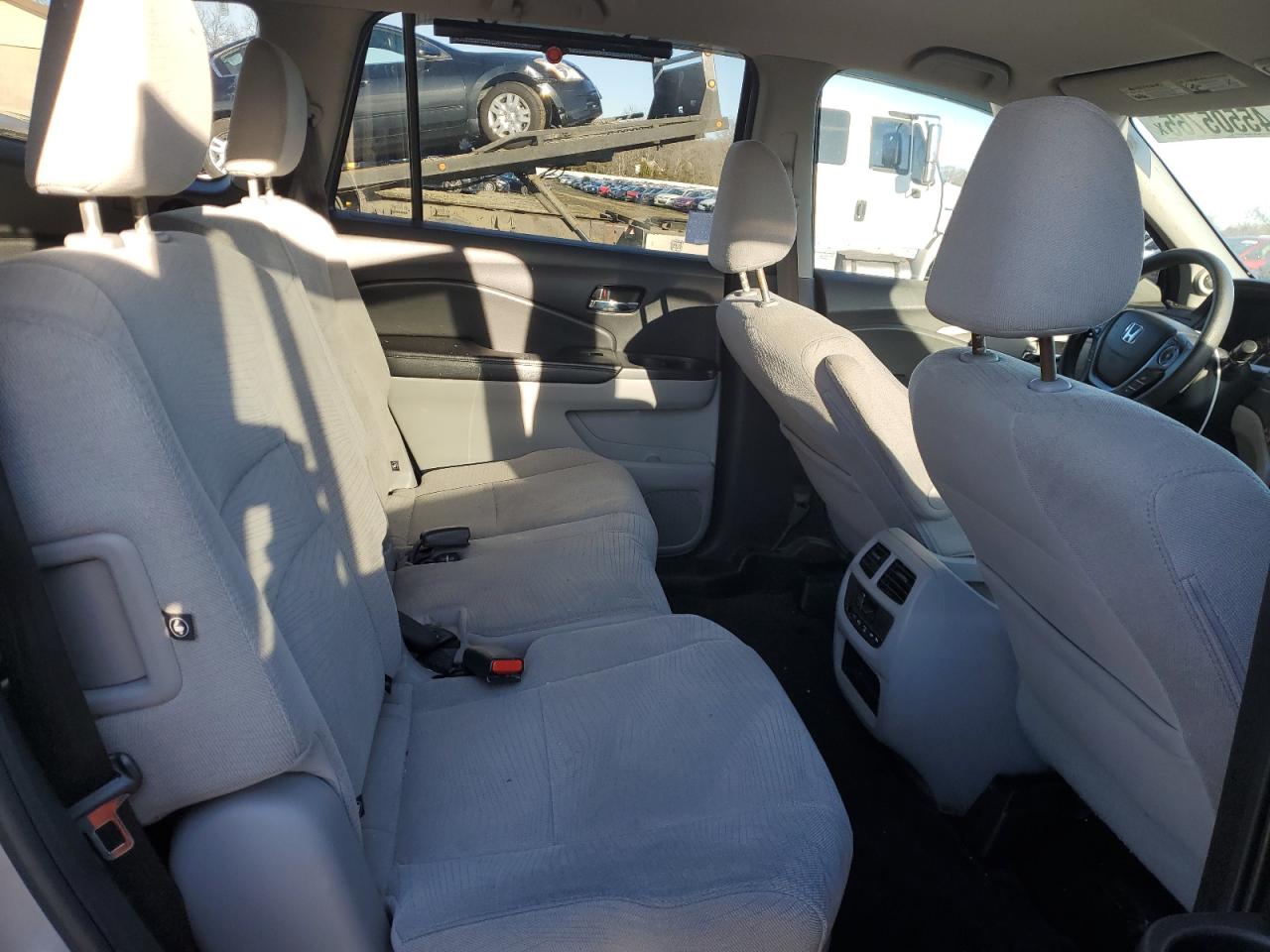 2016 Honda Pilot - Image 11