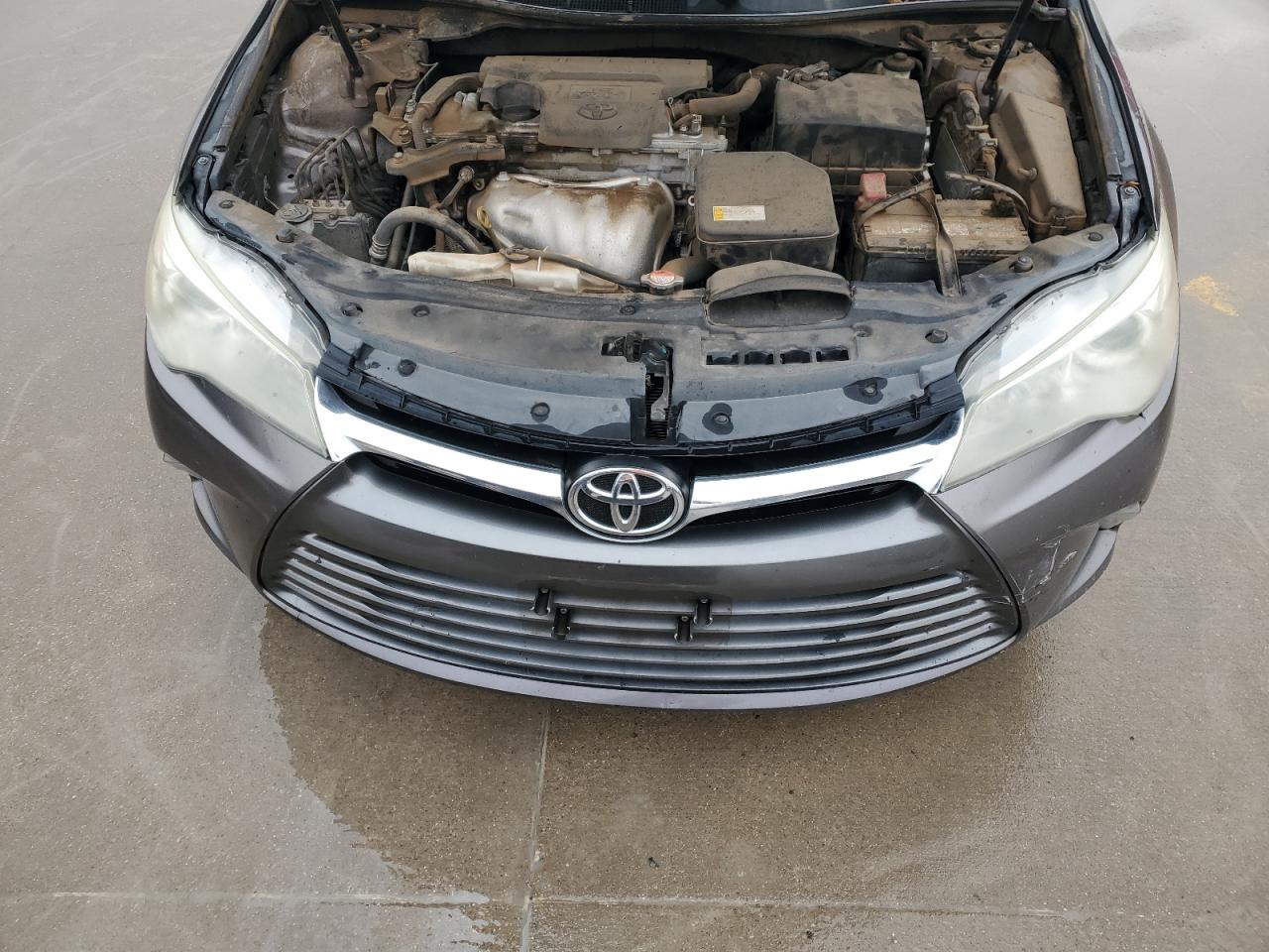 2016 Toyota Camry - Image 12