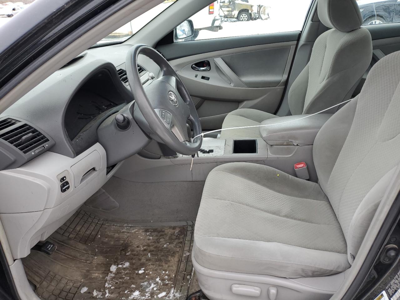 2009 Toyota Camry - Image 7