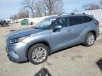Bridgeton, MO에서 판매 중인 2023 Toyota Highlander Hybrid Limited - Rear End