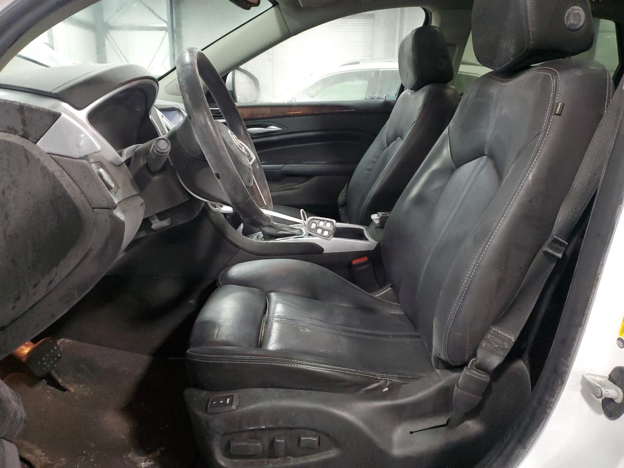 2015 Cadillac SRX - Image 7