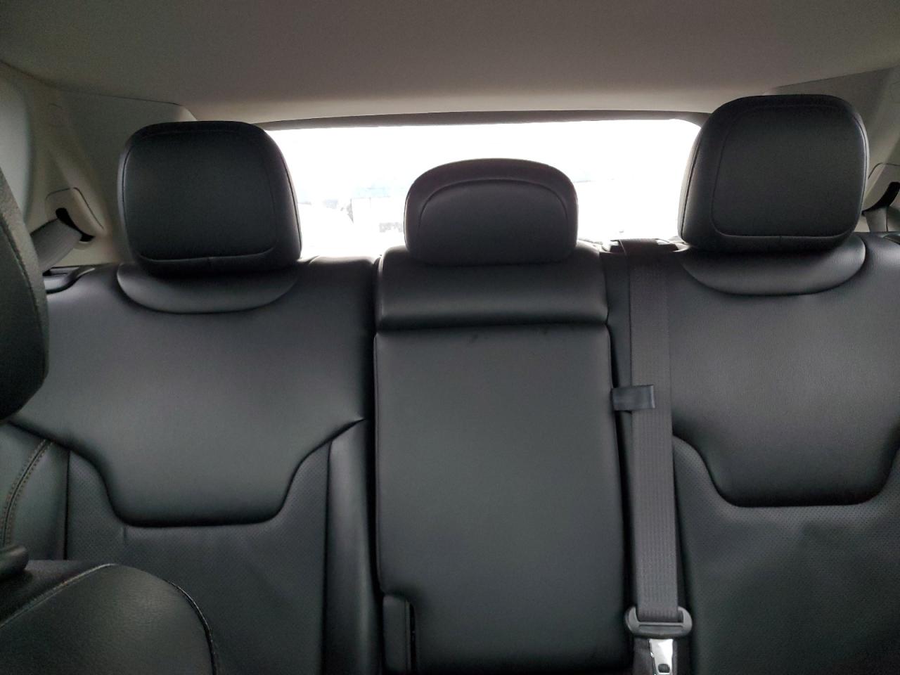 2022 Jeep Compass - Image 10