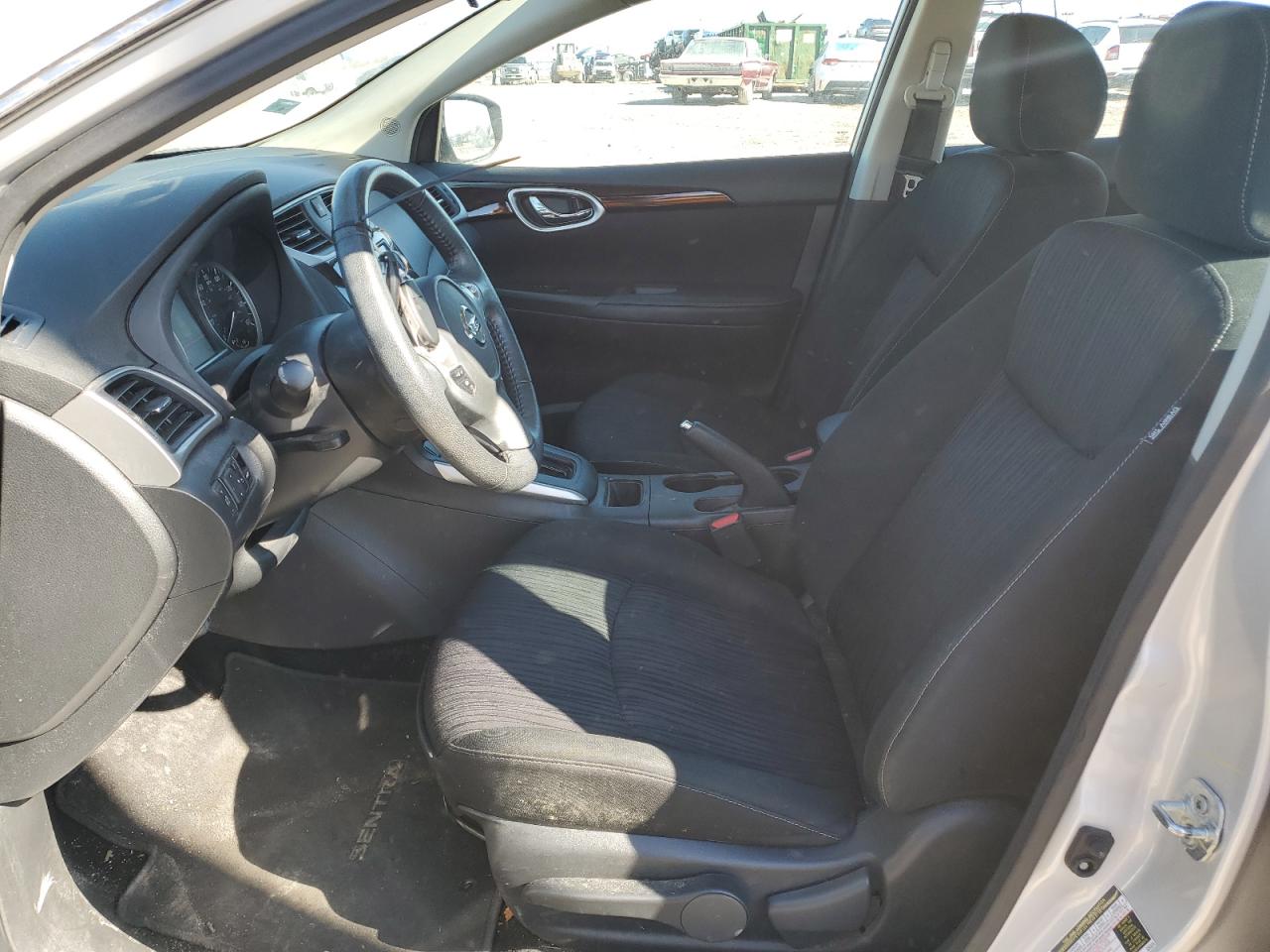 2019 Nissan Sentra - Image 7