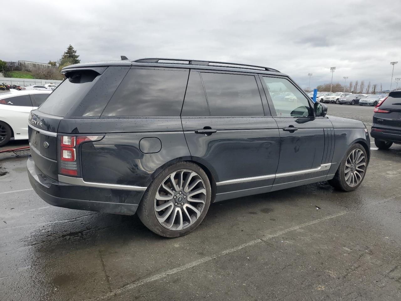 2016 Land Rover Range Rover - Image 3