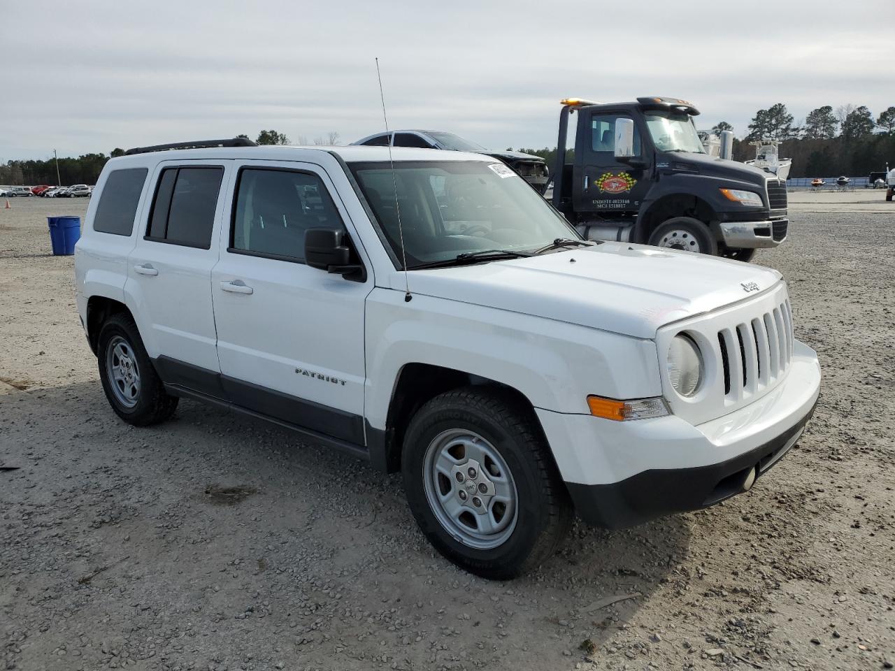 2015 Jeep Liberty (Patriot) - Image 4