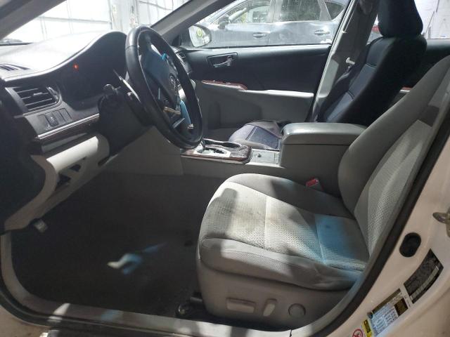  TOYOTA CAMRY 2013 Biały
