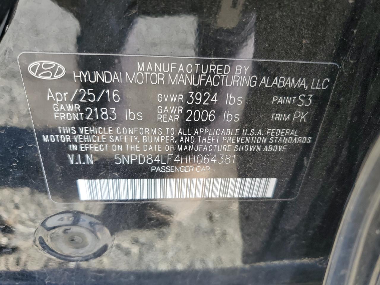 2017 Hyundai Elantra - Image 13