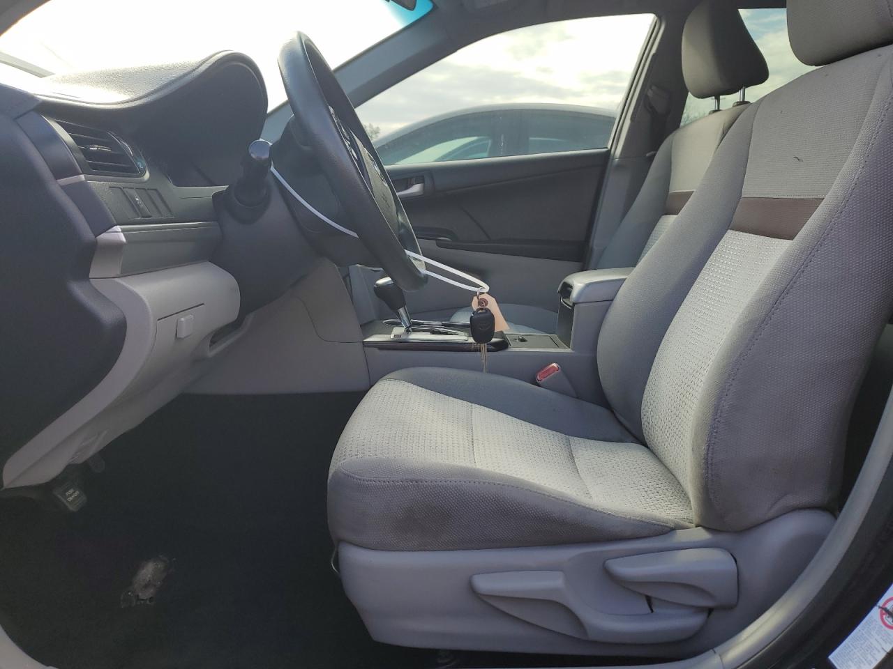 2012 Toyota Camry - Image 7