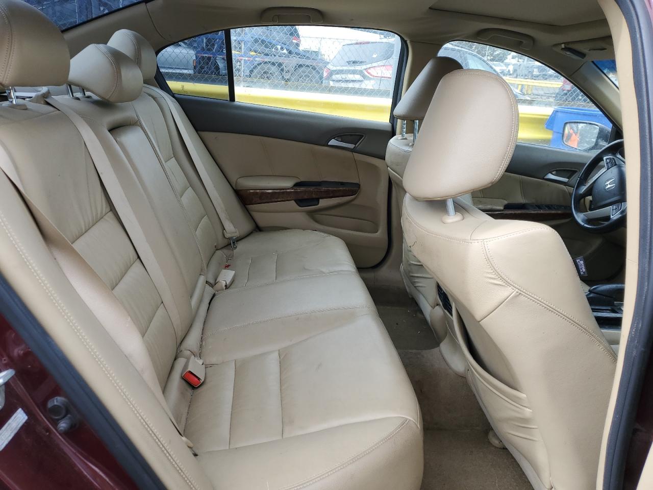 2010 Honda Accord - Image 10
