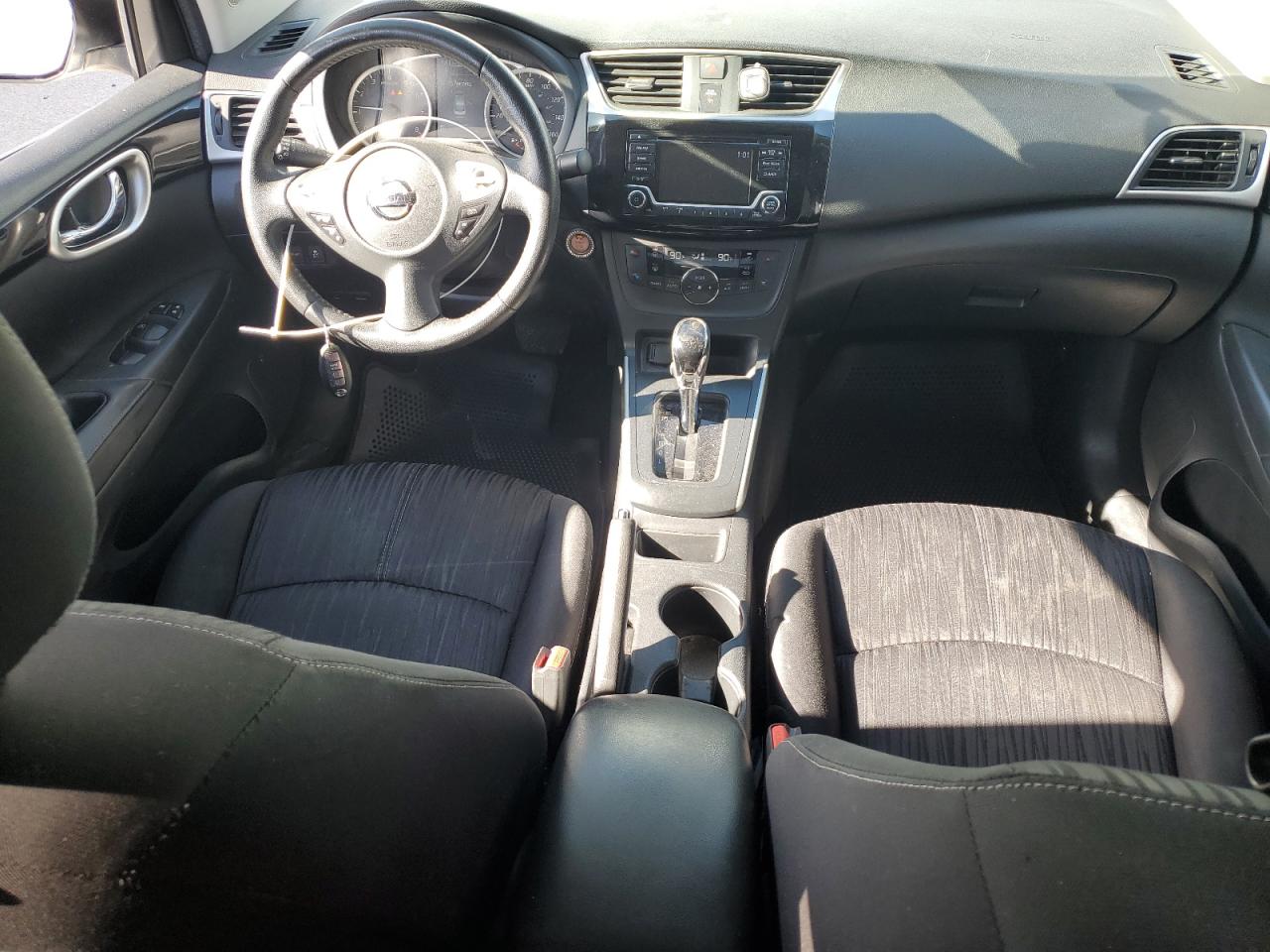 3N1AB7AP1JL644925 NISSAN SENTRA 2018