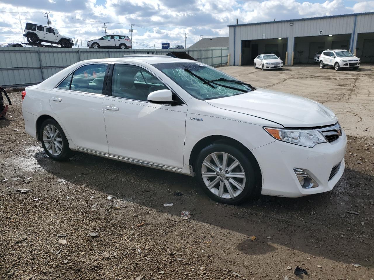 2014 Toyota Camry - Image 4
