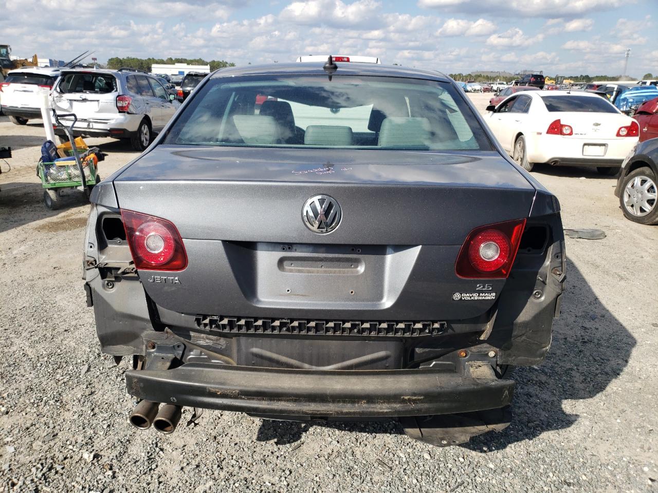 2009 Volkswagen Jetta - Image 6