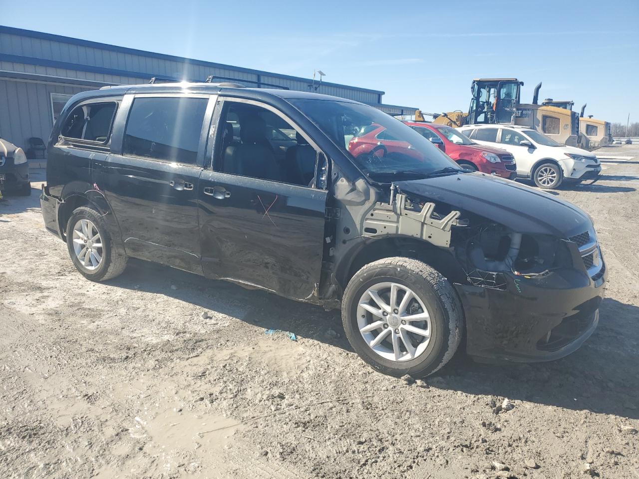 2019 Dodge Caravan - Image 4