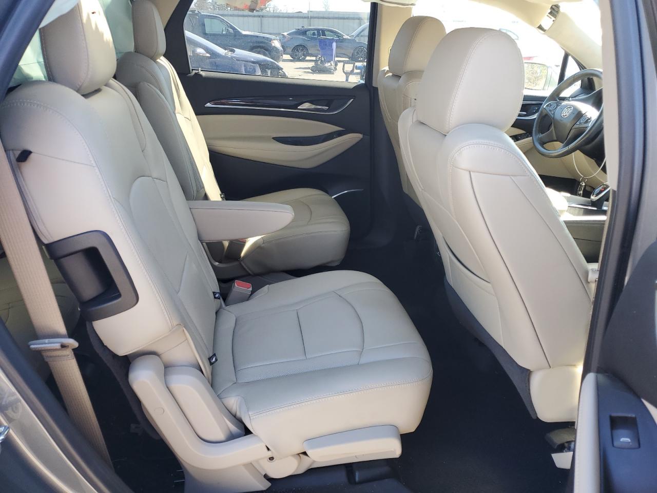 2018 Buick Enclave - Image 11
