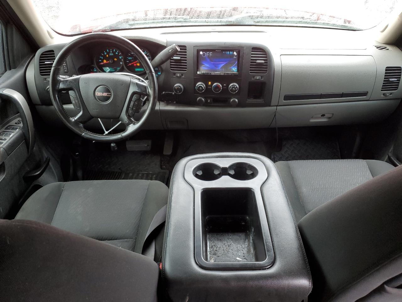 2013 GMC Sierra - Image 8