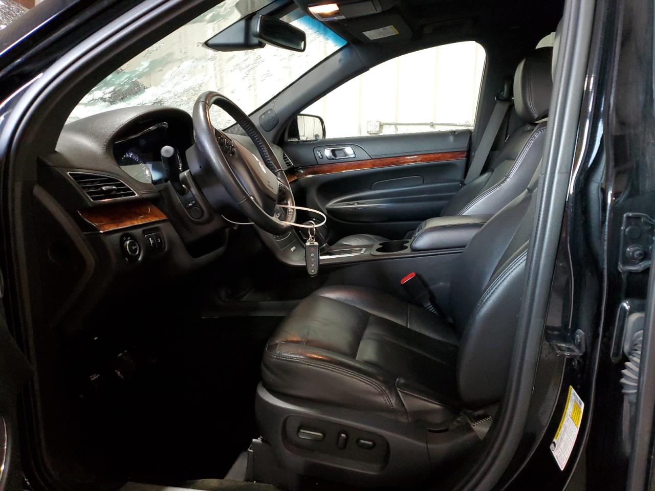 2018 Lincoln MKT - Image 7