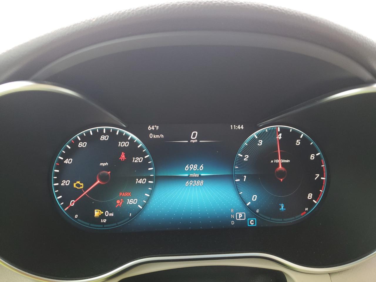 2020 Mercedes-Benz GLC - Image 9