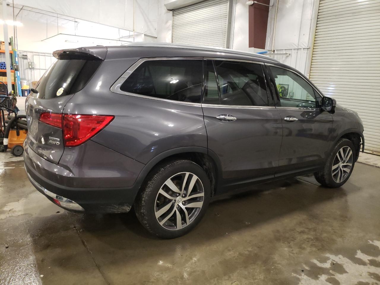 2017 Honda Pilot - Image 3