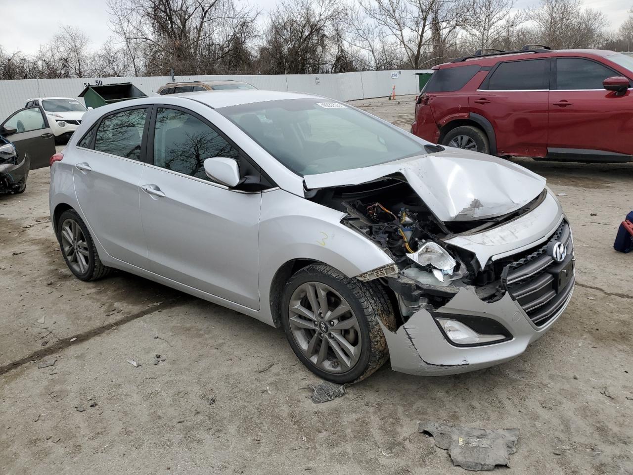 2016 Hyundai Elantra - Image 4