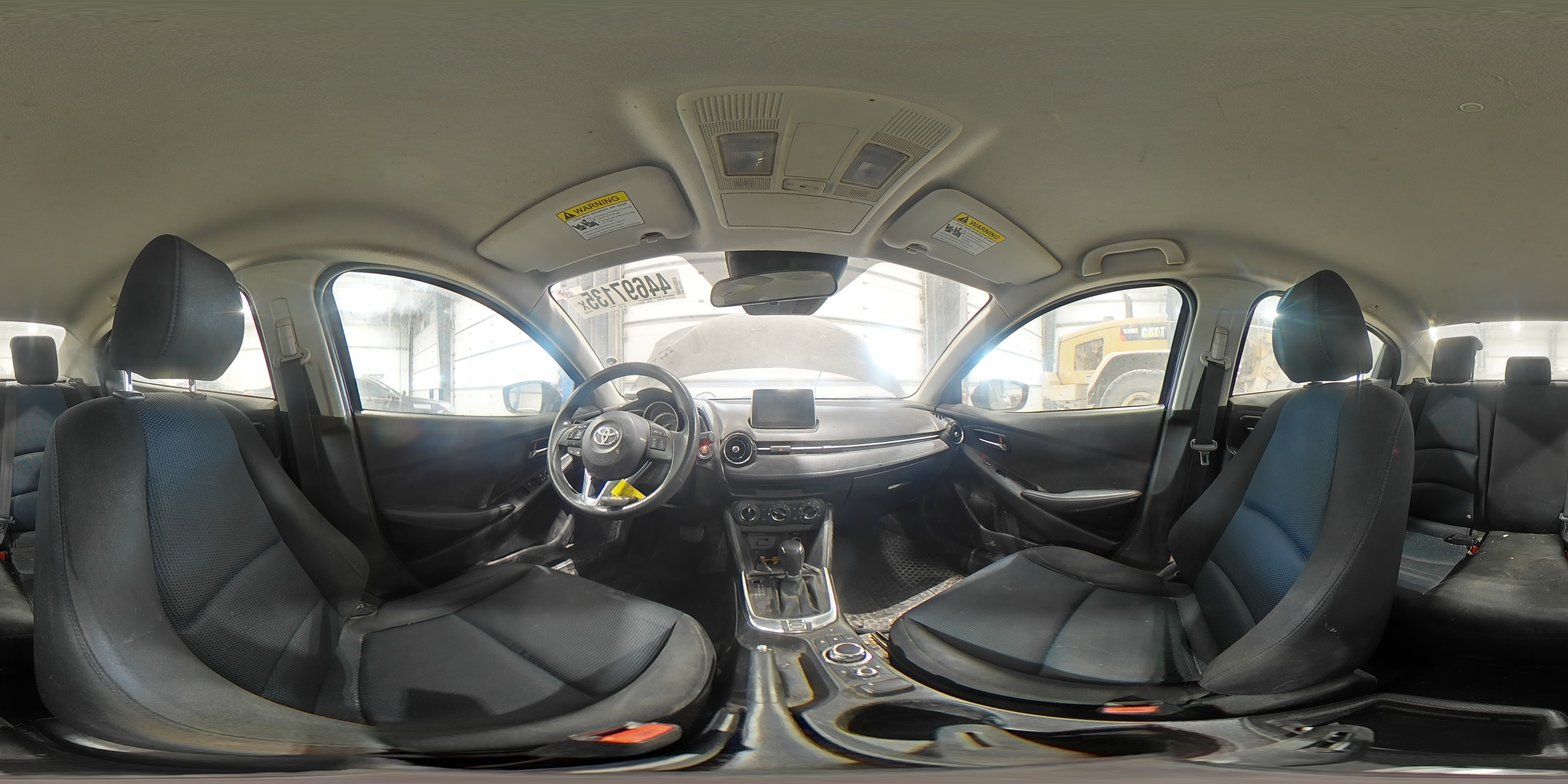 2017 Toyota Yaris - Image 13