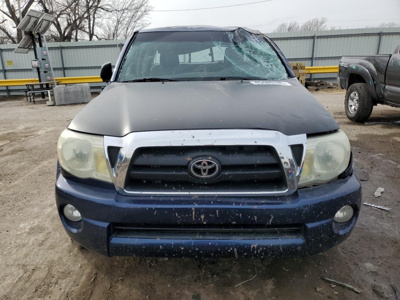 2005 Toyota Tacoma - Image 5