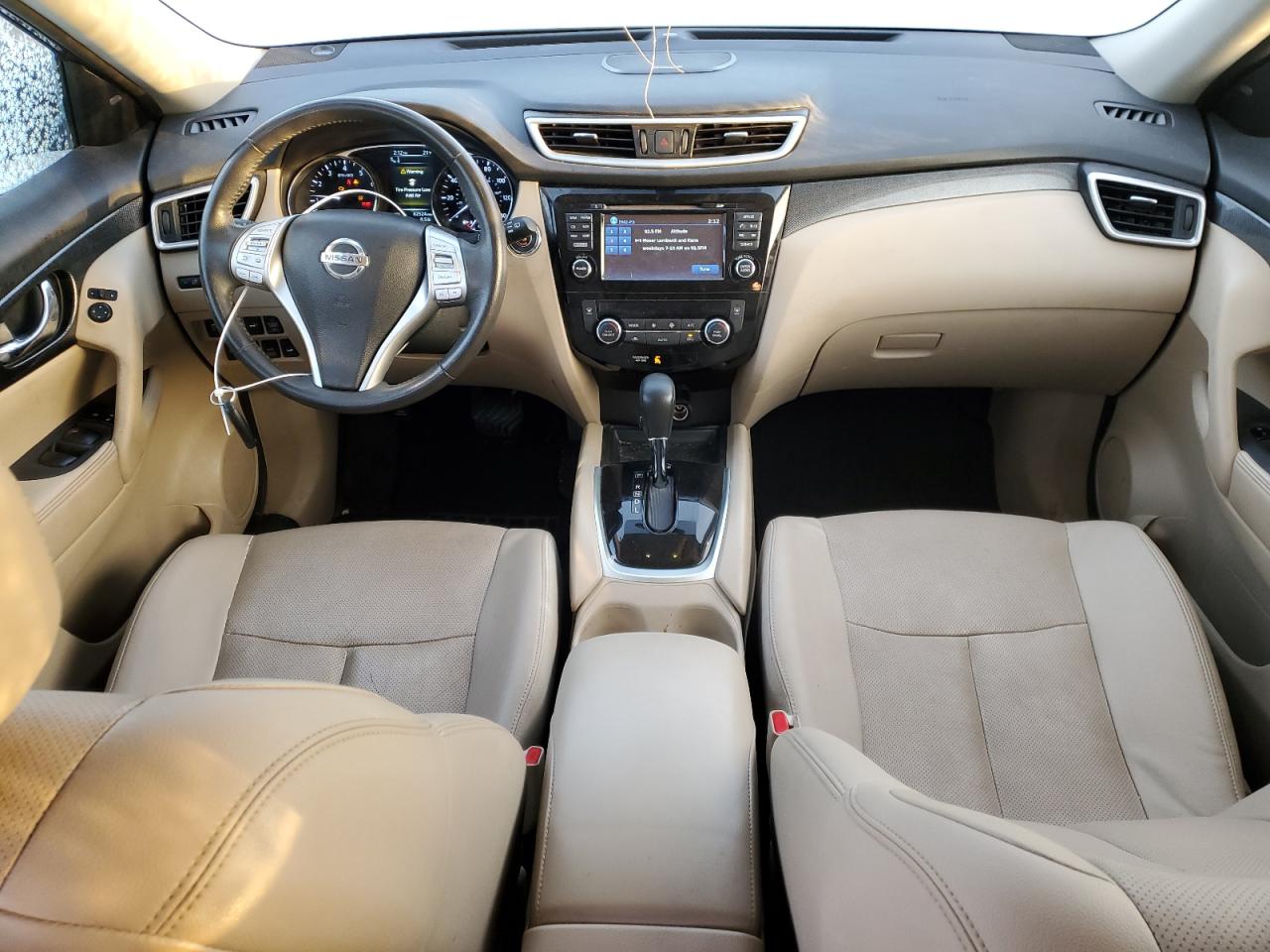 2016 Nissan Rogue - Image 8