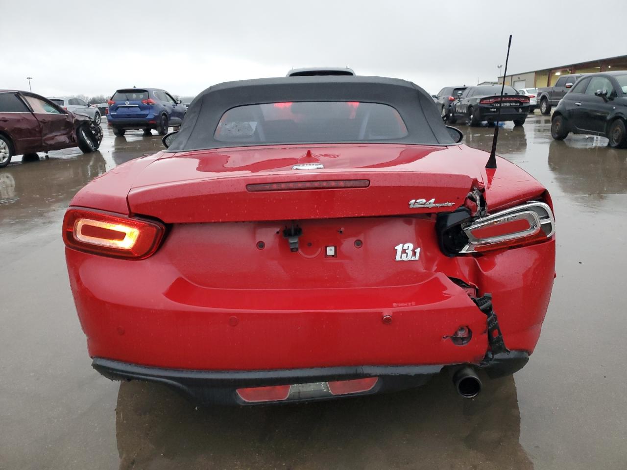 2017 Fiat 124 Spider - Image 6