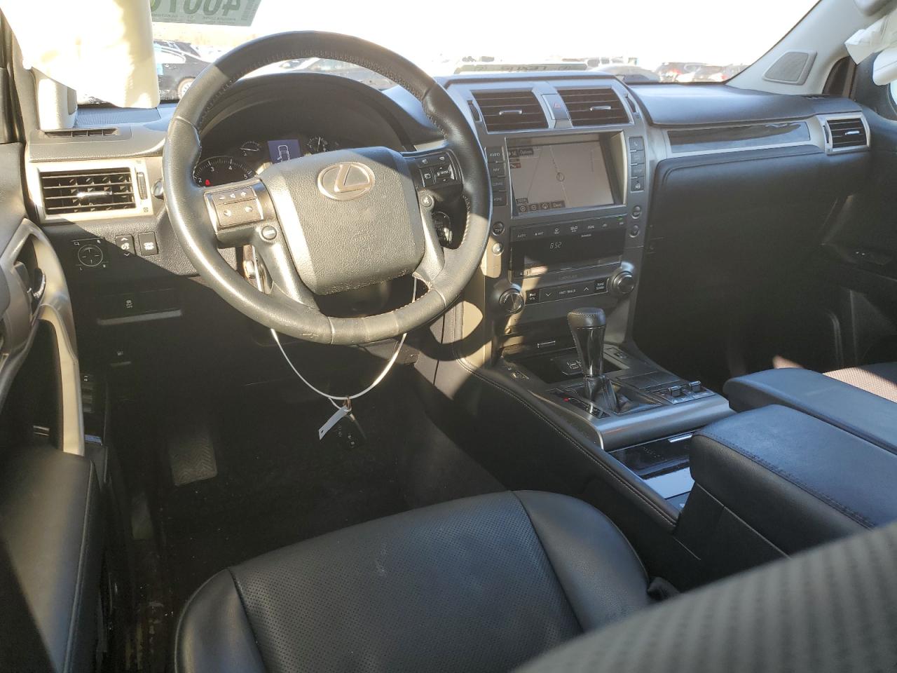2017 Lexus GX - Image 8