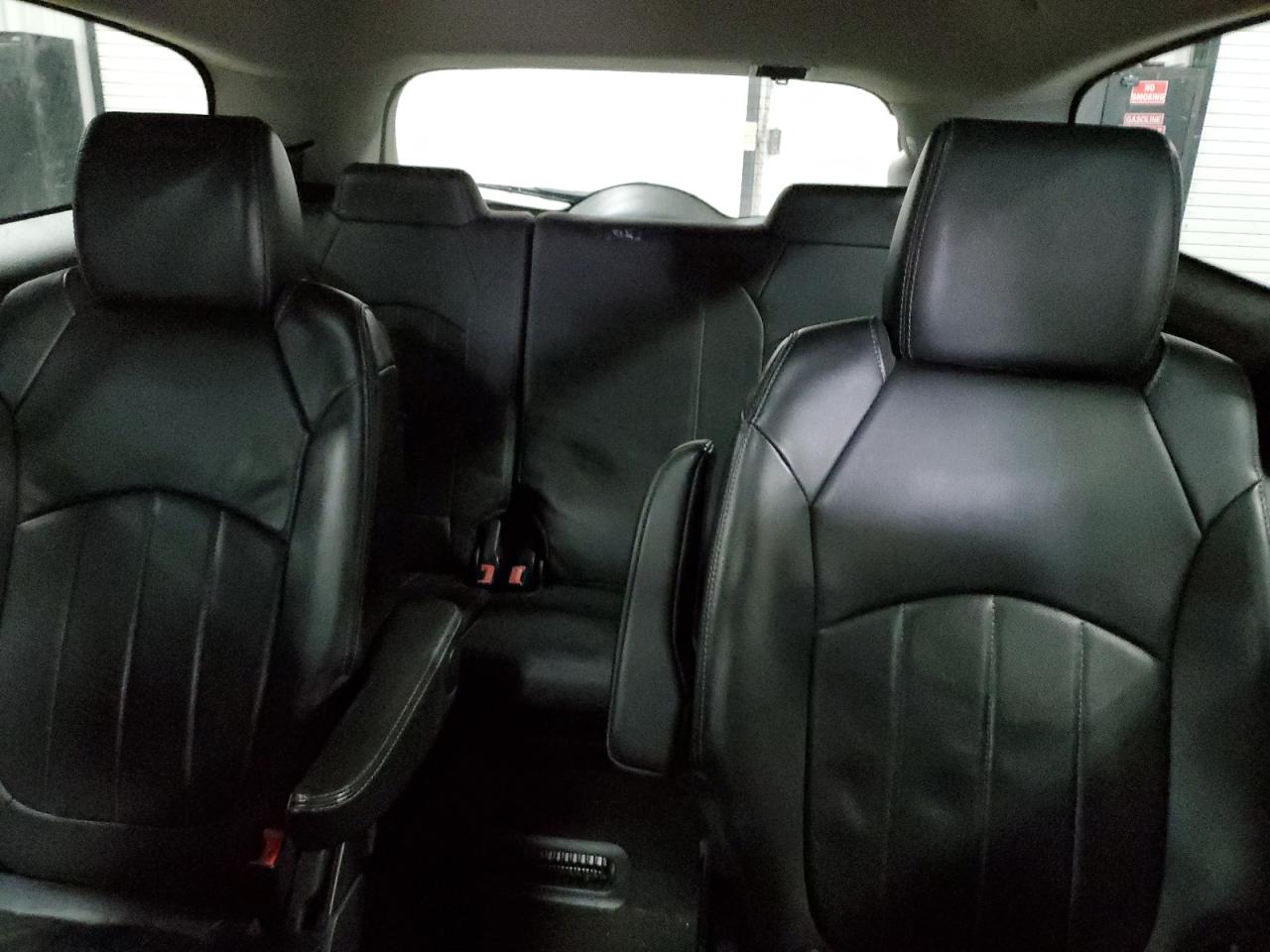 2016 Buick Enclave - Image 10