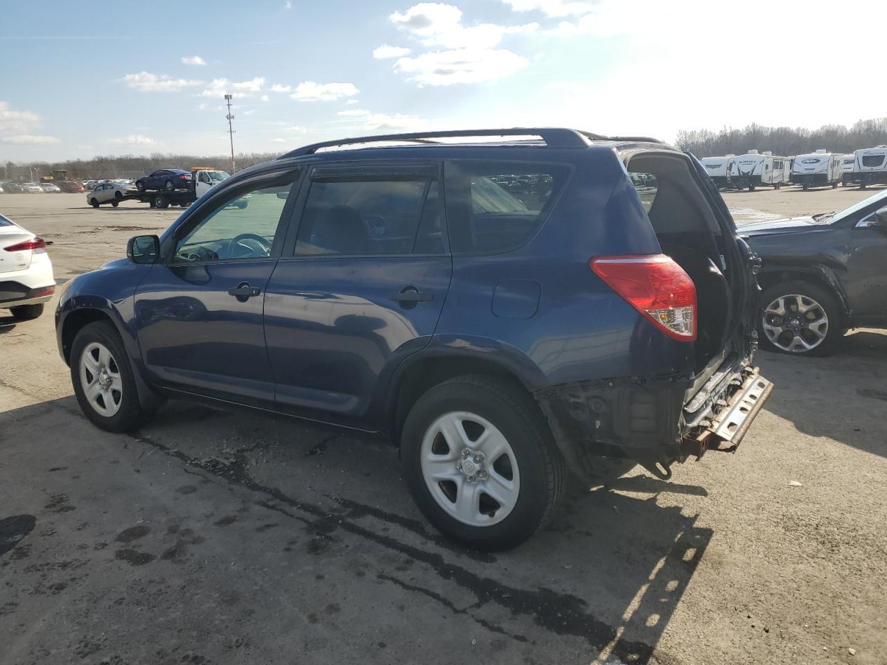 2007 Toyota RAV 4 - Image 2
